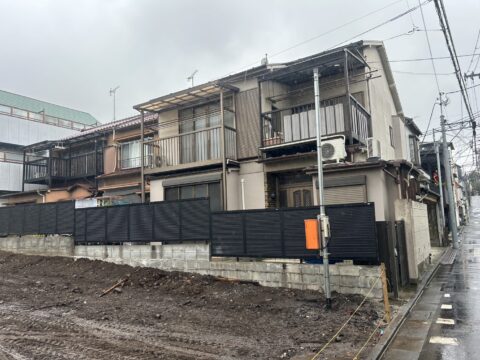 新築アパート建設工事に伴う仮設電源引込み工事