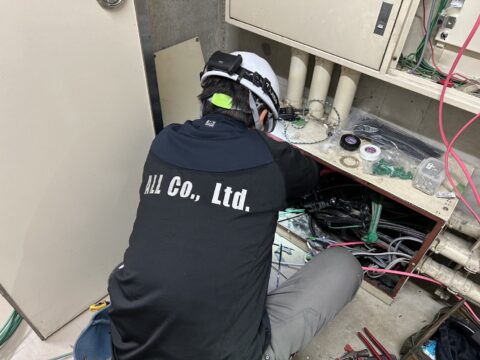 高圧受電設備更新工事および高圧・低圧幹線更新工事